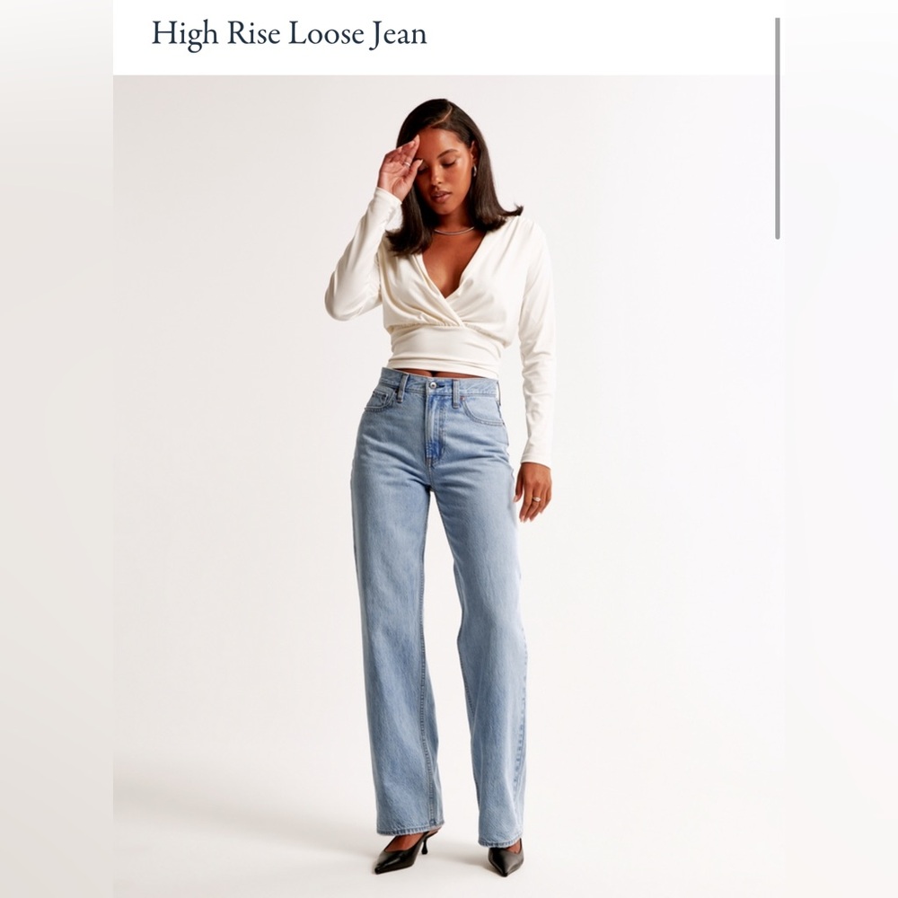 A&F The Loose High Rise Jeans 31L12